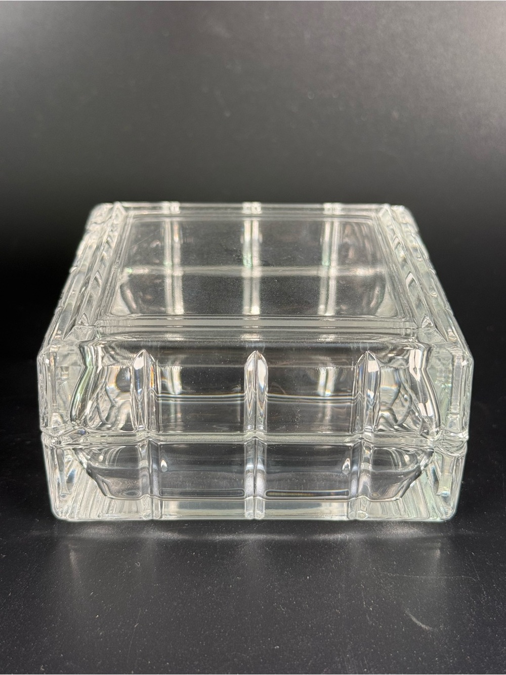 Vintage Avon Square Crystal 
Lidded Trinket Jewelry Box